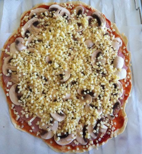 RECIPE MAIN IMAGE Pâte à pizza Thermomix avec farine de blé au lin